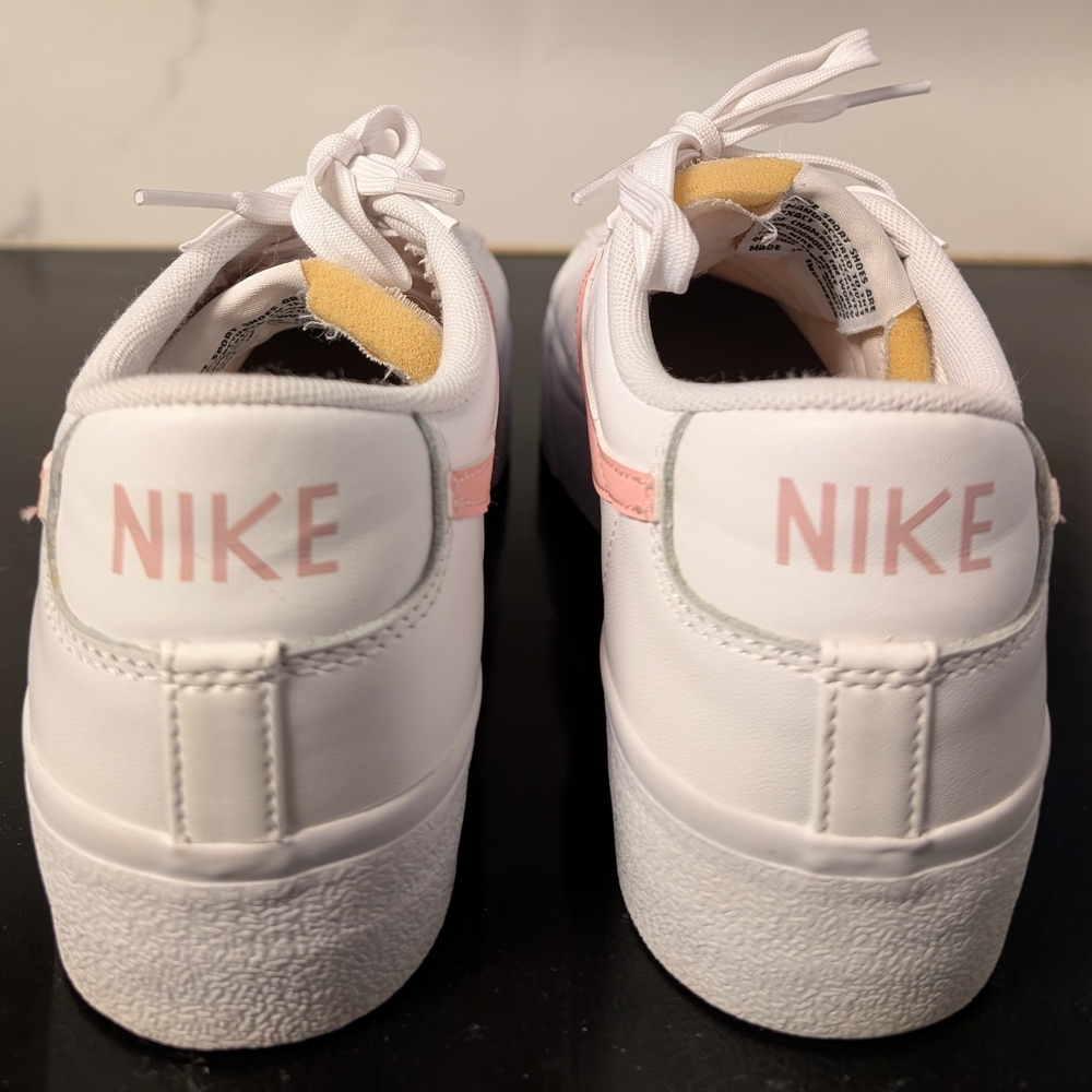 Nike Wmns Blazer Low Platform 'White Pink Glaze’ Sneakers Size 9.5 MSRP $120 - Picture 9 of 11